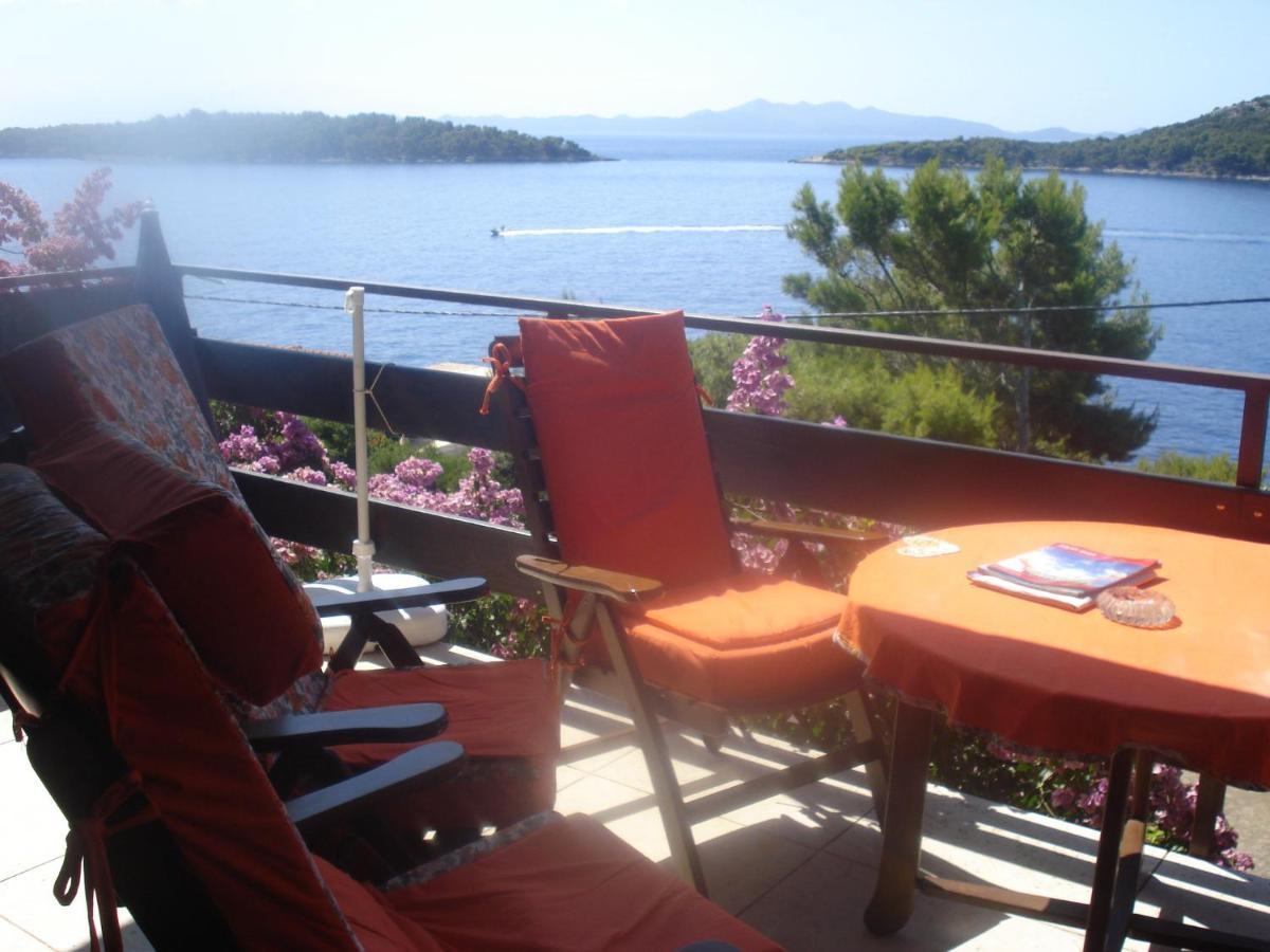 Apartman Ena By The Sea Prizba Ngoại thất bức ảnh